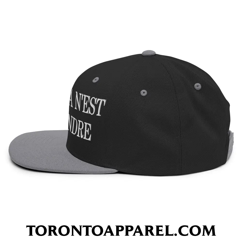 Le Canada N’est Pas À Vendre Embroidered Flat Brim Bill Snapback Hat - Toronto Apparel